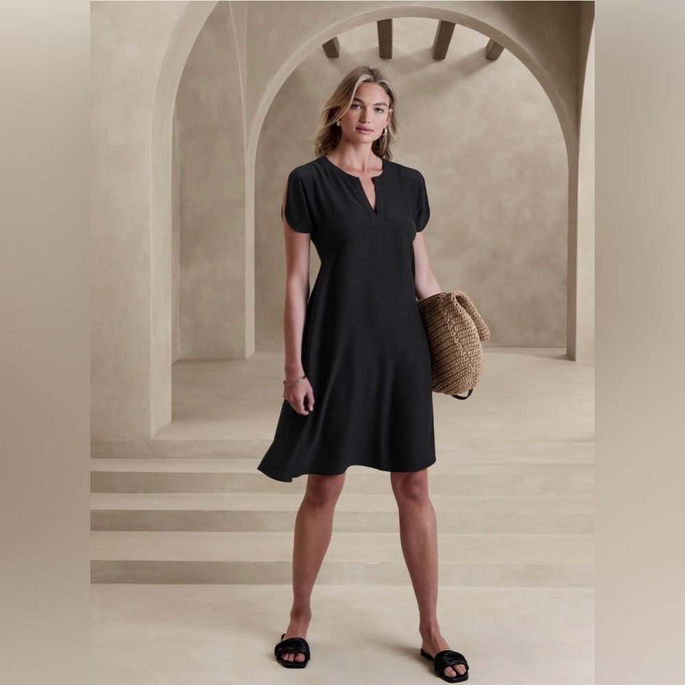 NWT Banana Republic split sleeve dress